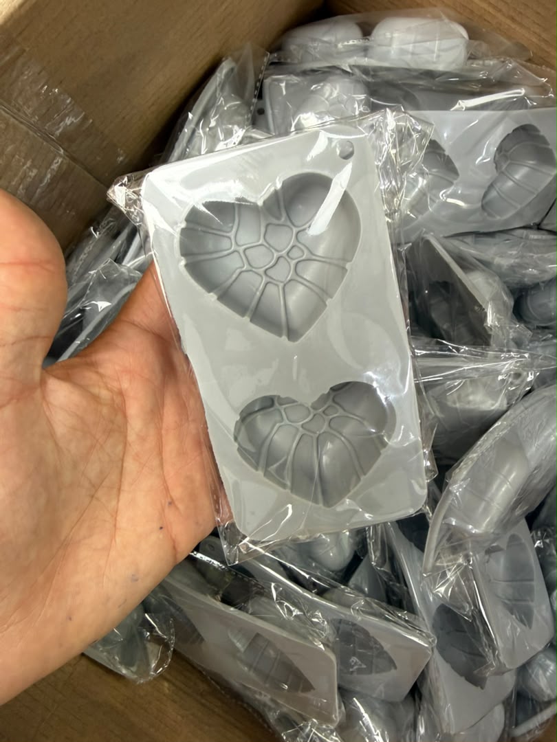 طابع قلب مشقوق 2p